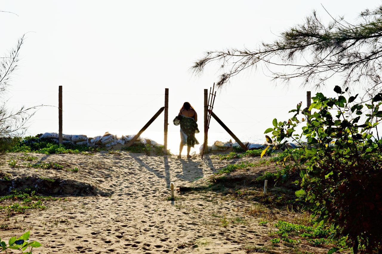 Отель Anaariya Beach Front Gokarna Гокарна Экстерьер фото